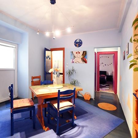 זאגרב Apartment Orange Purple Blue מראה חיצוני תמונה