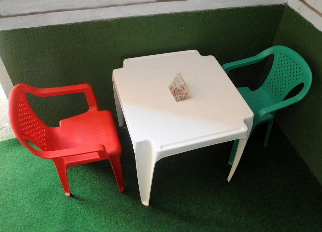 זאגרב Apartment Orange Purple Blue חדר תמונה