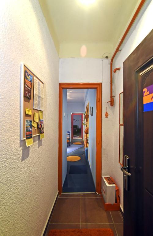 זאגרב Apartment Orange Purple Blue מראה חיצוני תמונה