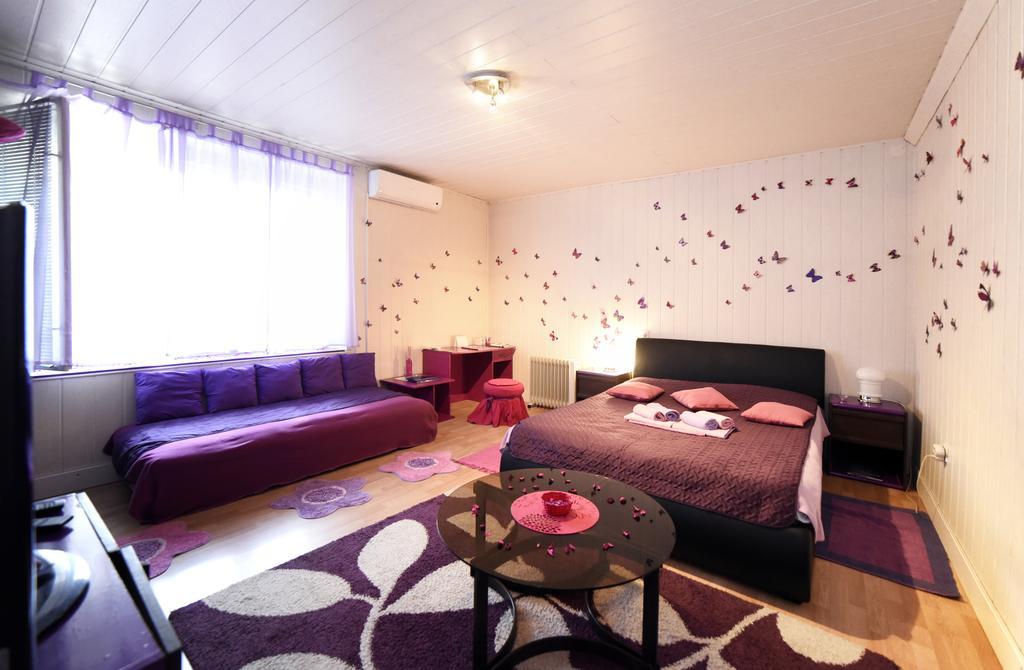 זאגרב Apartment Orange Purple Blue מראה חיצוני תמונה